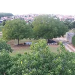 Near Centar For 2+1 At Pula, With Garden And Free Parking * بولا